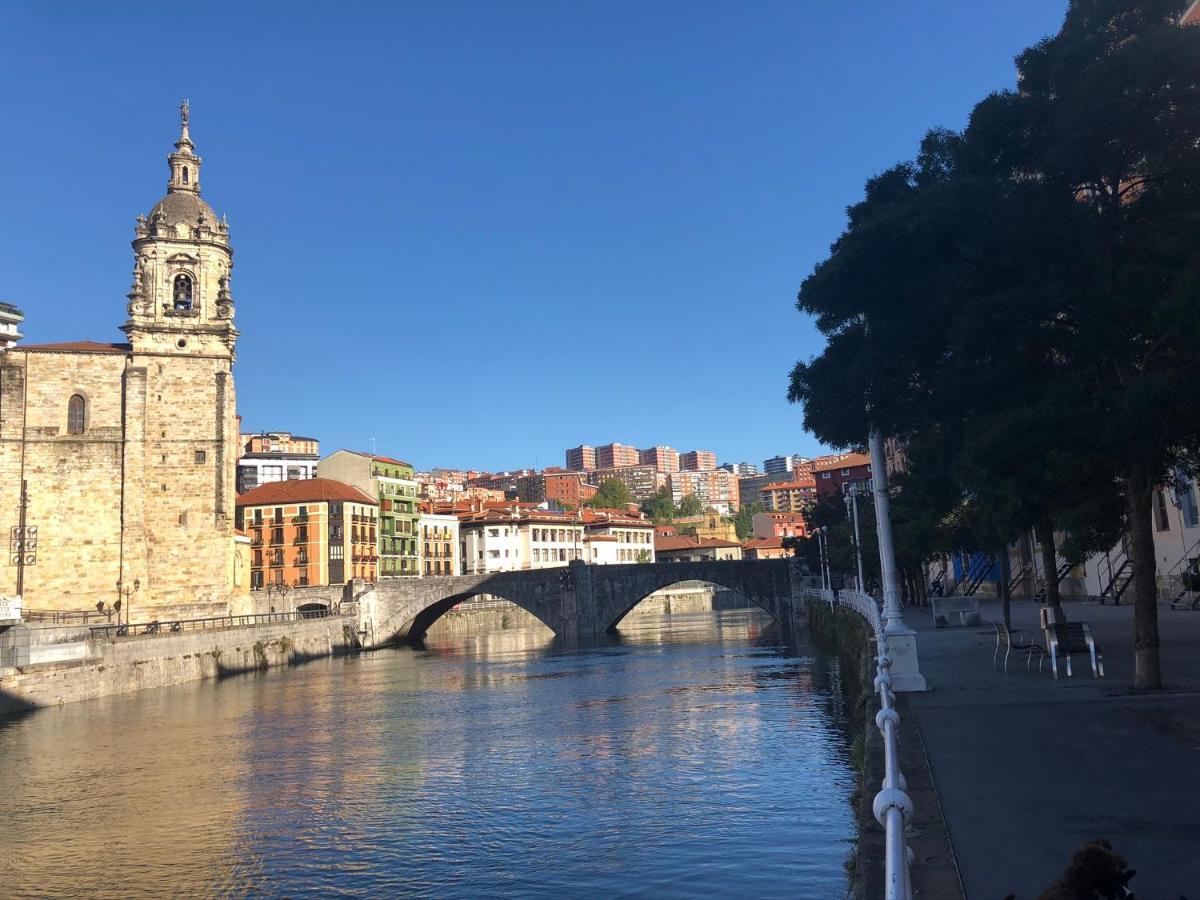 Atxuri Private Room Bilbao Eksteriør bilde